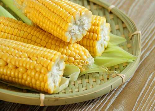 吃玉米的四大好处_吃玉米有什么好处_玉米的吃法-