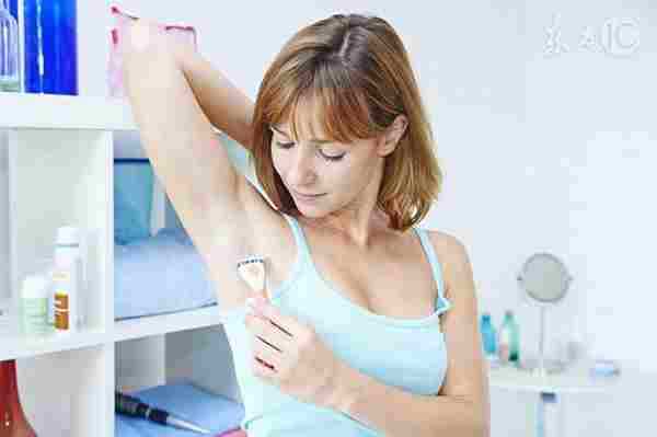 刮腋毛会导致乳腺癌吗|乳腺癌|腋毛