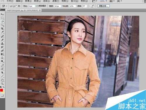 利用photoshop更换人物衣服的颜色